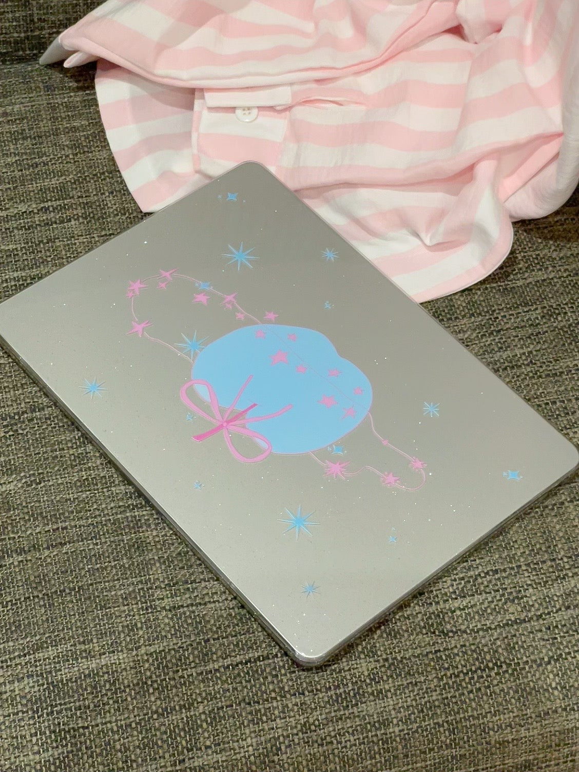 Blue apple MacBook case