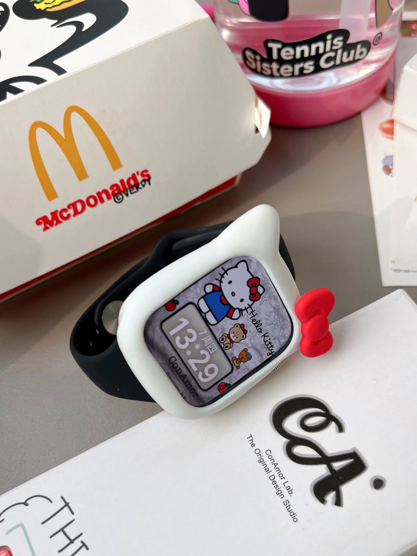 Hello Kitty Apple Watch frame
