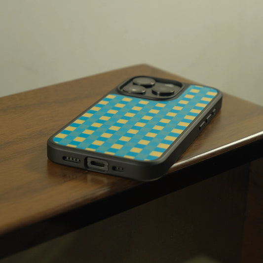 Yellow-green grid phone case